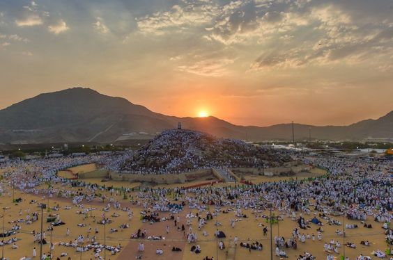 Arafah um dia para os corações sinceros e monoteístas